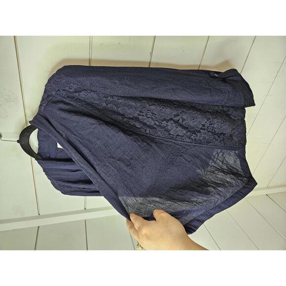 Chico's Size 1 Medium Size 8 Navy blue open front jacket with lace detail - Picture 3 of 6